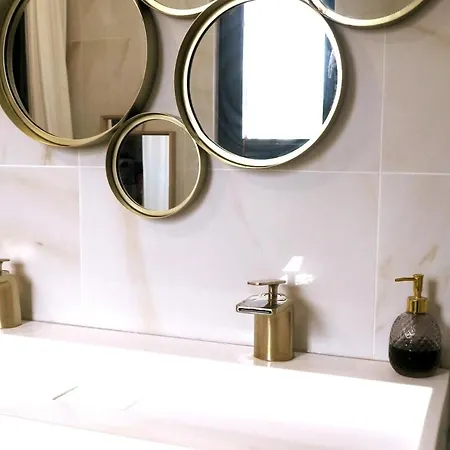 Rooftop 75 M2, Appt 65 M2, 2 Rooms, Coeur 卡奥尔