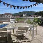 Rooftop 75 M2, Appt 65 M2, 2 Rooms, Coeur Апартаменты Каор