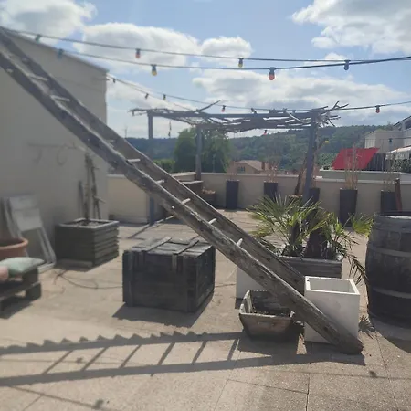 Apartmán Rooftop 75 M2, Appt 65 M2, 2 Rooms, Coeur *