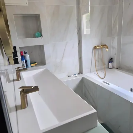 Rooftop 75 M2, Appt 65 M2, 2 Rooms, Coeur Apartament *