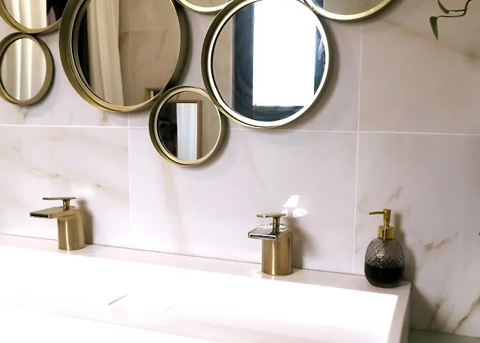 Rooftop 75 M2, Appt 65 M2, 2 Rooms, Coeur Cahors