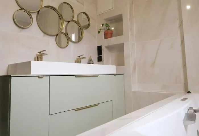 Apartamento Rooftop 75 M2, Appt 65 M2, 2 Rooms, Coeur Cahors