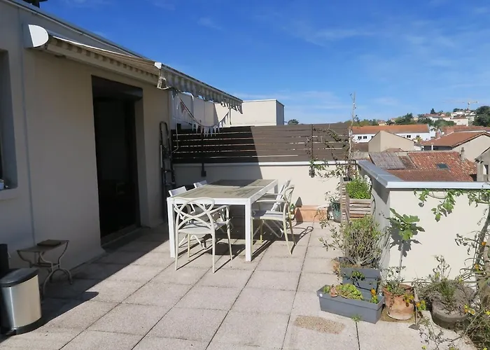 Rooftop 75 M2, Appt 65 M2, 2 Rooms, Coeur Cahors